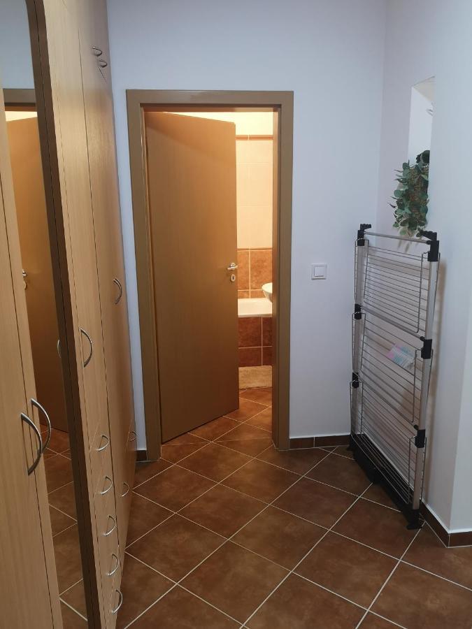 Orsika Hilltop Apartman إغير المظهر الخارجي الصورة